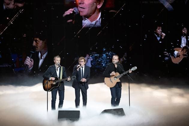 40th Les Victoires De La Musique-Boulogne-Billancourt Pierre Souchon, Alain Souchon and Charles Souchon perform on stage at the 40th Les Victoires De La Musique at La Seine Musicale on February 14, 2025 in Boulogne-Billancourt, France. Photo by David NIVIERE ABACAPRESS.COM BOULOGNE-BILLANCOURT France  Copyright: xNivierexDavid ABACAPRESS.COMx