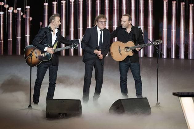 40th Les Victoires De La Musique-Boulogne-Billancourt Pierre Souchon, Alain Souchon and Charles Souchon perform on stage at the 40th Les Victoires De La Musique at La Seine Musicale on February 14, 2025 in Boulogne-Billancourt, France. Photo by David NIVIERE ABACAPRESS.COM BOULOGNE-BILLANCOURT France  Copyright: xNivierexDavid ABACAPRESS.COMx