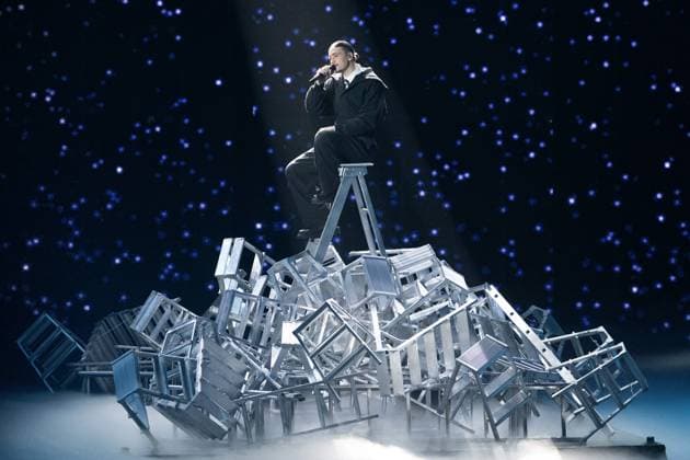 40th Les Victoires De La Musique-Boulogne-Billancourt Pierre Garnier performs on stage at the 40th Les Victoires De La Musique at La Seine Musicale on February 14, 2025 in Boulogne-Billancourt, France. Photo by David NIVIERE ABACAPRESS.COM BOULOGNE-BILLANCOURT France  Copyright: xNivierexDavid ABACAPRESS.COMx