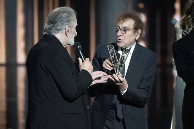 40th Les Victoires De La Musique-Boulogne-Billancourt Eddy Mitchell receives an honorary award from Alain Souchon during the 40th Les Victoires De La Musique at La Seine Musicale on February 14, 2025 in Boulogne-Billancourt, France. Photo by David NIVIERE ABACAPRESS.COM BOULOGNE-BILLANCOURT France  Copyright: xNivierexDavid ABACAPRESS.COMx