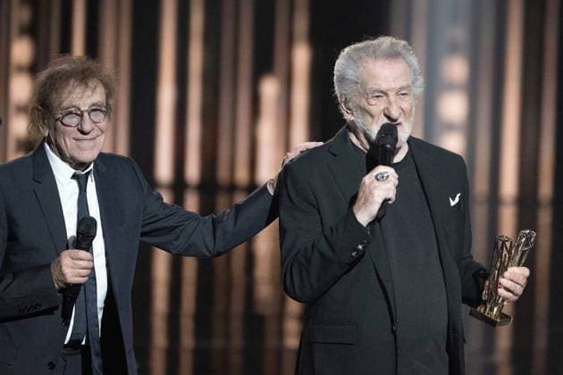 40th Les Victoires De La Musique-Boulogne-Billancourt Eddy Mitchell receives an honorary award from Alain Souchon during the 40th Les Victoires De La Musique at La Seine Musicale on February 14, 2025 in Boulogne-Billancourt, France. Photo by David NIVIERE ABACAPRESS.COM BOULOGNE-BILLANCOURT France  Copyright: xNivierexDavid ABACAPRESS.COMx