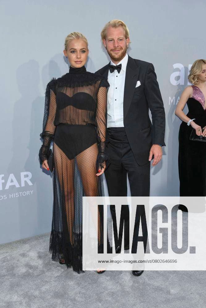 Bella Oelmann, Vanya Oberhof AT The Amfar Cannes Gala during The 74th Festival de Cannes Cannes Film Festival AT Villa Eilenroc in Antibes, France, 16 July 2021 Cotes D Azur France France