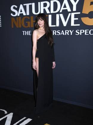February 16, 2025, New York, New York, Unites States: Dakota Johnson attends the SNL50: The Anniversary Show at 30 Rockefeller Plaza in New York. February 16, 2025. New York Unites States - ZUMAp281 20250216_zea_p281_028 Copyright: xPhotoxImagexPressx