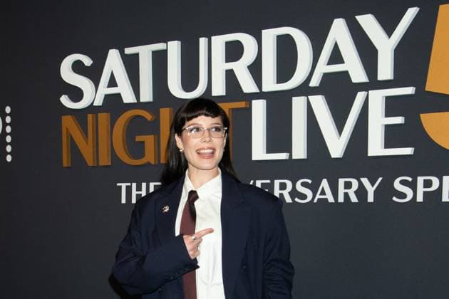 Red carpet for the SNL50: The Anniversary Show of Saturday Night Live Featuring: Halsey Where: New York, New York, United States When: 16 Feb 2025 Credit: Janet Mayer INSTARimages.com EDITORIAL USE ONLY. NOT FOR USE BY NEWSPAPERS BASED IN THE UK. Copyright: xx instar54522188