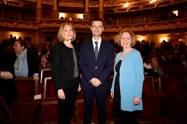 Anja Seibert-Fohr, Marko Bosnjak und Angelika Nußberger bei der Verleihung des Friedenspreis Dresden 2025 - International Peace Prize an den Europäischen Gerichtshof für Menschenrechte (EGMR) in der Semperoper. Dresden, 16.02.2025 Sachsen Germany Copyright: xMatthiasxWehnertx