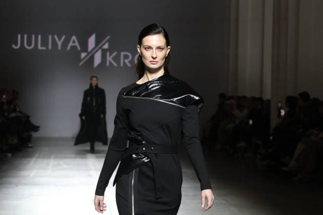 KYIV, UKRAINE - FEBRUARY 15, 2025 - A model walks the catwalk during the fashion show by the Juliya Kros brand as part of Ukrainian Fashion Week FW25-26 at the Mystetskyi Arsenal National Cultural, Art and Museum Complex, Kyiv, capital of Ukraine Juliya Kros fashion show at UFW in Kyiv  Copyright: xPavloxBahmutx