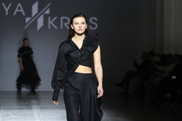 KYIV, UKRAINE - FEBRUARY 15, 2025 - A model walks the catwalk during the fashion show by the Juliya Kros brand as part of Ukrainian Fashion Week FW25-26 at the Mystetskyi Arsenal National Cultural, Art and Museum Complex, Kyiv, capital of Ukraine Juliya Kros fashion show at UFW in Kyiv  Copyright: xPavloxBahmutx