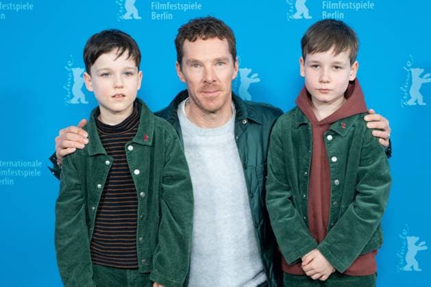 75. Berlinale, The Thing with Feathers Photocall Berlinale The Thing with Feathers Photocall Benedict Cumberbatch, Richard Boxall and Henry Boxall attending The Thing with Feathers Photocall during the 75th Berlin International Film Festival (Berlinale) in Berlin, Germany, on February 18, 2025. Photo by Aurore Marechal ABACAPRESS.COM Berlin Germany  Copyright: xMarechalxAurore ABACAx