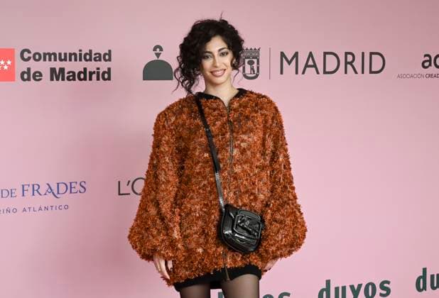 February 18, 2025, Madrid, Madrid, SPAIN: The Museo del Traje in Madrid has hosted the fashion show by designer Duyos, where the designer presents TECNO, his autumn-winter 2025-2026 collection. The designer is parading for the first time outside MBFWMadrid and he does so with a carefully crafted and groundbreaking staging and a clear message to combat ageism and defend that beauty is diverse and ageless. On this unique catwalk at the Museo del Traje, with its imposing main staircase as its cornerstone, more than 40 models, aged between 18 and 64, will showcase the firm s new proposals. Duyos gives visibility to women over 50 who were no longer active, recovering some of the protagonists of his shows in the 90s and 2000s. Among them, Laura S - ZUMAz108 20250218_znp_z108_049 Copyright: xRichardxZubelzux