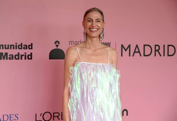 February 18, 2025, Madrid, Madrid, SPAIN: The Museo del Traje in Madrid has hosted the fashion show by designer Duyos, where the designer presents TECNO, his autumn-winter 2025-2026 collection. The designer is parading for the first time outside MBFWMadrid and he does so with a carefully crafted and groundbreaking staging and a clear message to combat ageism and defend that beauty is diverse and ageless. On this unique catwalk at the Museo del Traje, with its imposing main staircase as its cornerstone, more than 40 models, aged between 18 and 64, will showcase the firm s new proposals. Duyos gives visibility to women over 50 who were no longer active, recovering some of the protagonists of his shows in the 90s and 2000s. Among them, Laura S - ZUMAz108 20250218_znp_z108_116 Copyright: xRichardxZubelzux