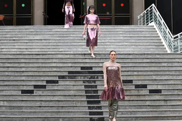 February 18, 2025, Madrid, Madrid, SPAIN: The Museo del Traje in Madrid has hosted the fashion show by designer Duyos, where the designer presents TECNO, his autumn-winter 2025-2026 collection. The designer is parading for the first time outside MBFWMadrid and he does so with a carefully crafted and groundbreaking staging and a clear message to combat ageism and defend that beauty is diverse and ageless. On this unique catwalk at the Museo del Traje, with its imposing main staircase as its cornerstone, more than 40 models, aged between 18 and 64, will showcase the firm s new proposals. Duyos gives visibility to women over 50 who were no longer active, recovering some of the protagonists of his shows in the 90s and 2000s. Among them, Laura S - ZUMAz108 20250218_znp_z108_057 Copyright: xRichardxZubelzux