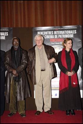 News item 02 19 2025 Death of Souleymane Cissé, Malian director, special jury prize in 1987 at Cannes SOULEYMANE CISSE, JACQUES PERRIN AND SANDRINE BONNAIRE CLOSING EVENT OF THE RENCONTRES INTERNATIONALES DU CINEMA DE PATRIMOINE AND AWARDING OF THE PRIX HENRI LANGLOIS 2007 Paris France  Copyright: xJAEGLExSTEPHANEx xBESTIMAGExJAEGLExSTEPHANEx xBESTIMAGEx