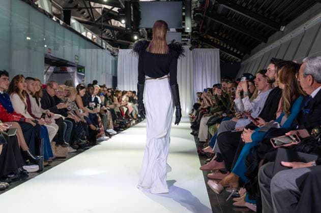 February 19, 2025, Madrid, Madrid, Spain: Model walks the runway at the RAFAEL URQUIZAR fashion show Ã¢â‚¬oeVANGUARDÃ¢â‚¬Â during the Mercedes Benz Fashion Week Madrid at Movistar Arena on February 19, 2025 in Madrid, Spain. Madrid Spain - ZUMAc312 1059031814st Copyright: xOscarxManuelxSanchezx