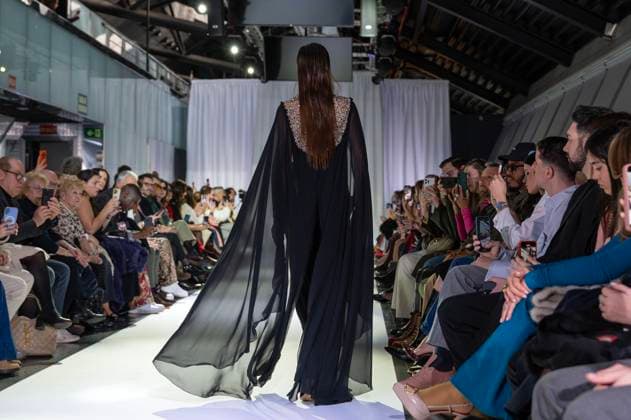 February 19, 2025, Madrid, Madrid, Spain: Model walks the runway at the RAFAEL URQUIZAR fashion show Ã¢â‚¬oeVANGUARDÃ¢â‚¬Â during the Mercedes Benz Fashion Week Madrid at Movistar Arena on February 19, 2025 in Madrid, Spain. Madrid Spain - ZUMAc312 1059032162st Copyright: xOscarxManuelxSanchezx