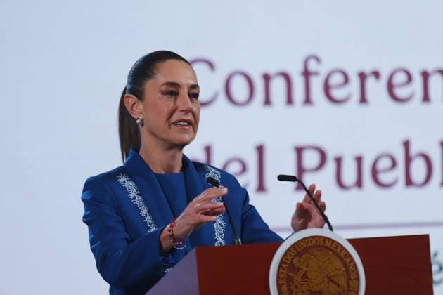 Mexico s President Claudia Sheinbaum speaking during a news conference about the progress of the Interoceanic Corridor of the Isthmus of Tehuantepec, at the National Palace. on February 19, 2025 in Mexico City, Mexico. Mexico City Mexico - ZUMAe321 20250219_zia_e321_007 Copyright: xCarlosxSantiagox