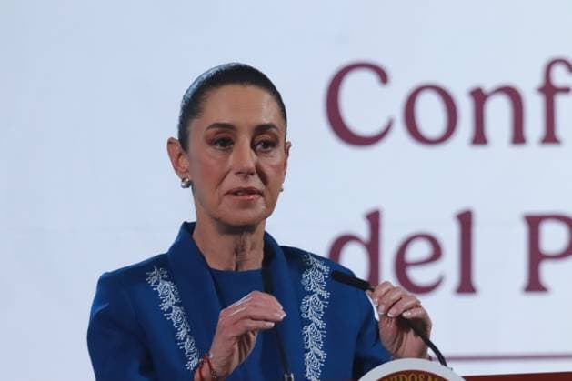 Mexico s President Claudia Sheinbaum speaking during a news conference about the progress of the Interoceanic Corridor of the Isthmus of Tehuantepec, at the National Palace. on February 19, 2025 in Mexico City, Mexico. Mexico City Mexico - ZUMAe321 20250219_zia_e321_015 Copyright: xCarlosxSantiagox