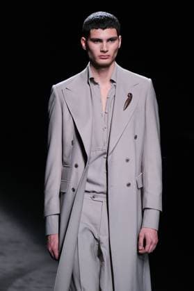 Baro Lucas during Fashion Week A model walks the runway wearing a design by Baro Lucas during Mercedes-Benz Fashion Week de Madrid in IFERMA, 20 February 2025 Spain Featuring: A model walks the runway wearing a design by Baro Lucas during Mercedes-Benz Fashion Week de Madrid in IFERMA, 20 February 2025 Spain Where: Madrid, Spain When: 20 Feb 2025 Credit: Oscar Gonzalez WENN Madrid Spain Copyright: xOscarxGonzalez WENNx wenn40261998 OFA ZOJx wenn40261998