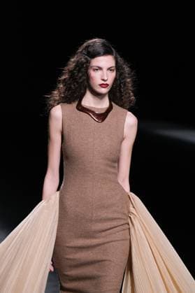 Baro Lucas during Fashion Week A model walks the runway wearing a design by Baro Lucas during Mercedes-Benz Fashion Week de Madrid in IFERMA, 20 February 2025 Spain Featuring: A model walks the runway wearing a design by Baro Lucas during Mercedes-Benz Fashion Week de Madrid in IFERMA, 20 February 2025 Spain Where: Madrid, Spain When: 20 Feb 2025 Credit: Oscar Gonzalez WENN Madrid Spain Copyright: xOscarxGonzalez WENNx wenn40262023 OFA ZOJx wenn40262023
