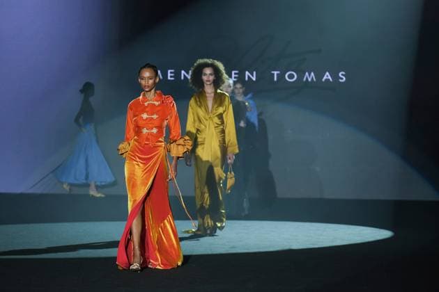 Menchen Tomas Fashion Week A model walks the runway wearing a design by Menchen Tomas during Mercedes-Benz Fashion Week de Madrid in IFERMA, 20 February 2025 Spain Featuring: A model walks the runway wearing a design by Menchen Tomas during Mercedes-Benz Fashion Week de Madrid in IFERMA, 20 February 2025 Spain Where: Madrid, Spain When: 20 Feb 2025 Credit: Oscar Gonzalez WENN Madrid Spain Copyright: xOscarxGonzalez WENNx wenn40263153 OFA ZOJx wenn40263153