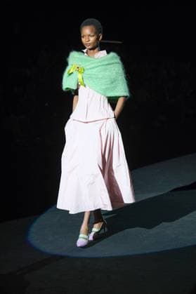 Menchen Tomas Fashion Week A model walks the runway wearing a design by Menchen Tomas during Mercedes-Benz Fashion Week de Madrid in IFERMA, 20 February 2025 Spain Featuring: A model walks the runway wearing a design by Menchen Tomas during Mercedes-Benz Fashion Week de Madrid in IFERMA, 20 February 2025 Spain Where: Madrid, Spain When: 20 Feb 2025 Credit: Oscar Gonzalez WENN Madrid Spain Copyright: xOscarxGonzalez WENNx wenn40263139 OFA ZOJx wenn40263139