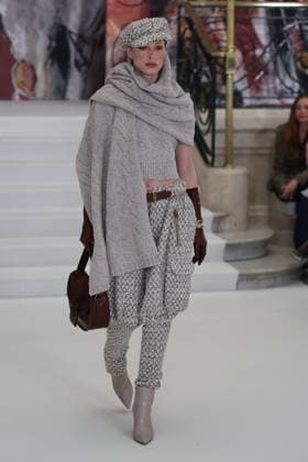 . 21 02 2025. London, United Kingdom. Paul Costelloe show for Autumn Winter 2025 at London Fashion Week.  xStephenxLockx xi-Imagesx IIM-25752-0011