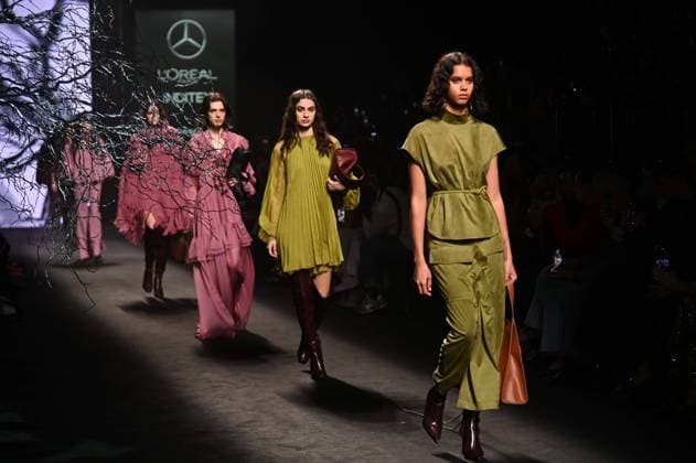 A model wears at collection runway a creation from Simorra during Pasarela Cibeles Mercedes-Benz Fashion Week Madrid 2025 in Madrid, on Friday ,21 February 2025 Cordon Press 
