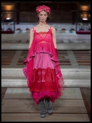 . 21 02 2025. London, United Kingdom. Bora Aksu show for Autumn Winter 2025 at London Fashion Week.  xStephenxLockx xi-Imagesx IIM-25753-0032