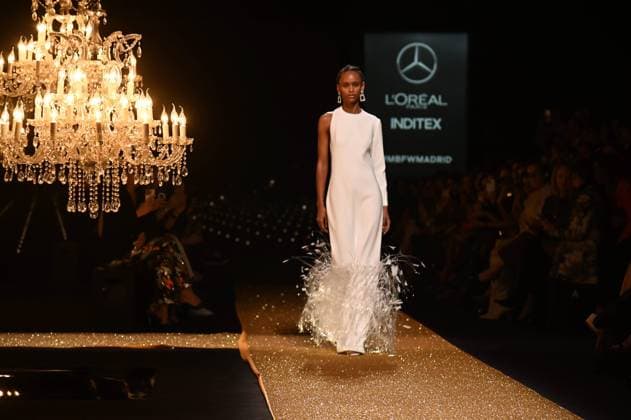 A model wears at collection runway a creation from Isabel Sanchis during Pasarela Cibeles Mercedes-Benz Fashion Week Madrid 2025 in Madrid, on Friday ,21 February 2025. Cordon Press 