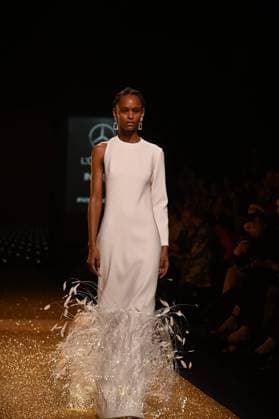 A model wears at collection runway a creation from Isabel Sanchis during Pasarela Cibeles Mercedes-Benz Fashion Week Madrid 2025 in Madrid, on Friday ,21 February 2025. Cordon Press 