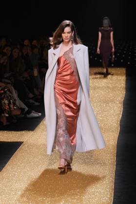 Isabel Sanchis Fashion Week Isabel Sanchis during Mercedes-Benz Fashion Week de Madrid in IFERMA, 21 February 2025 Spain Featuring: A model walks the runway wearing a design by Isabel Sanchis during Mercedes-Benz Fashion Week de Madrid in IFERMA, 21 February 2025 Spain Where: Madrid, Spain When: 21 Feb 2025 Credit: Oscar Gonzalez WENN Madrid Spain Copyright: xOscarxGonzalez WENNx wenn40264422 OFA ZOJx wenn40264422