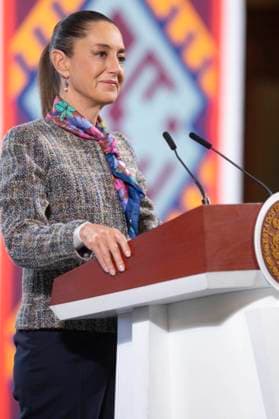 February 21, 2025, Mexico City, Df, Mexico: Mexican President Claudia Sheinbaum, listens to a question from a reporter during the daily news conference at the Treasury Hall of the National Palace, February 21, 2025 in Mexico City, Mexico. Mexico City Mexico - ZUMAp138 20250221_zaa_p138_004 Copyright: xJuanxCarlosxRamosxMamahua Mexicax