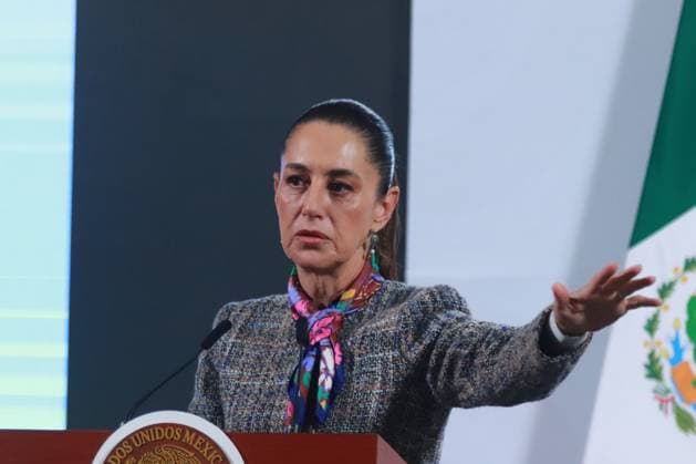 Mexico s President, Claudia Sheinbaum speaking during a news conference about tax collection results, International Mother Language Day and the Attorney General s Office analyzing El Mayo Zambada s repatriation request, at the National Palace. on February 21, 2025. Mexico City Mexico - ZUMAe321 20250221_zia_e321_005 Copyright: xCarlosxSantiagox
