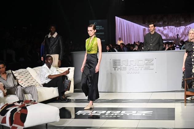 A model wears at collection runway a creation from Erroz during Pasarela Cibeles Mercedes-Benz Fashion Week Madrid 2025 in Madrid, on Friday ,21 February 2025 Cordon Press 