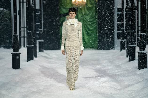 Richard Quinn - Runway - LFW February 2025 LONDON, ENGLAND - 21 FEBRUARY : Model during the Richard Quinn show during London Fashion Week February 2025 at The Lindley Hall on 21 February 2025 in London, England., Credit:Lounis Tiar Avalon United Kingdom, London  Copyright: xLounisxTiarx xAvalonx 0967209745