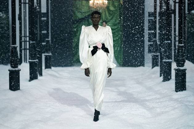 Richard Quinn - Runway - LFW February 2025 LONDON, ENGLAND - 21 FEBRUARY : Model during the Richard Quinn show during London Fashion Week February 2025 at The Lindley Hall on 21 February 2025 in London, England., Credit:Lounis Tiar Avalon United Kingdom, London  Copyright: xLounisxTiarx xAvalonx 0967212341