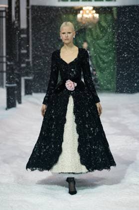 Richard Quinn - Runway - LFW February 2025 LONDON, ENGLAND - 21 FEBRUARY : Model during the Richard Quinn show during London Fashion Week February 2025 at The Lindley Hall on 21 February 2025 in London, England., Credit:Lounis Tiar Avalon United Kingdom, London  Copyright: xLounisxTiarx xAvalonx 0967213202