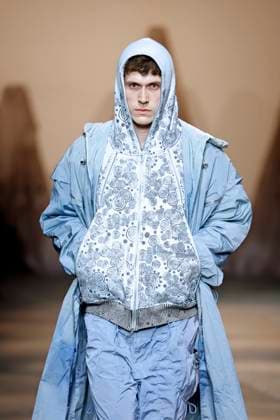 CHARLIE CONSTANTINOU London Ready to wear fall winter 2025:26 LONDON February 2025 CHARLIE CONSTANTINOU London Ready to wear fall winter 2025:26 LONDON February 2025, Credit:Zeppelin Avalon  Copyright: xZeppelinx xAvalonx 0967569806