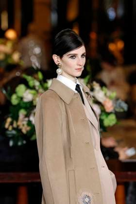 Huishan Zhang London Ready to wear fall winter 2025:26 LONDON February 2025 Huishan Zhang London Ready to wear fall winter 2025:26 LONDON February 2025, Credit:Zeppelin Avalon  Copyright: xZeppelinx xAvalonx 0967646483