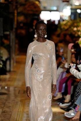 Huishan Zhang London Ready to wear fall winter 2025:26 LONDON February 2025 Huishan Zhang London Ready to wear fall winter 2025:26 LONDON February 2025, Credit:Zeppelin Avalon  Copyright: xZeppelinx xAvalonx 0967648010