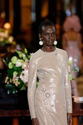 Huishan Zhang London Ready to wear fall winter 2025:26 LONDON February 2025 Huishan Zhang London Ready to wear fall winter 2025:26 LONDON February 2025, Credit:Zeppelin Avalon  Copyright: xZeppelinx xAvalonx 0967648046