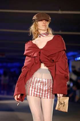 Sinead Gorey London Ready to wear fall winter 2025:26 LONDON February 2025 Sinead Gorey London Ready to wear fall winter 2025:26 LONDON February 2025, Credit:Zeppelin Avalon  Copyright: xZeppelinx xAvalonx 0967649183