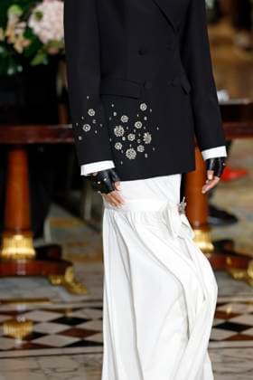 Huishan Zhang London Ready to wear fall winter 2025:26 LONDON February 2025 Huishan Zhang London Ready to wear fall winter 2025:26 LONDON February 2025, Credit:Zeppelin Avalon  Copyright: xZeppelinx xAvalonx 0967648592