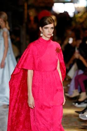 Huishan Zhang London Ready to wear fall winter 2025:26 LONDON February 2025 Huishan Zhang London Ready to wear fall winter 2025:26 LONDON February 2025, Credit:Zeppelin Avalon  Copyright: xZeppelinx xAvalonx 0967648677