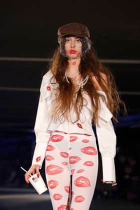 Sinead Gorey London Ready to wear fall winter 2025:26 LONDON February 2025 Sinead Gorey London Ready to wear fall winter 2025:26 LONDON February 2025, Credit:Zeppelin Avalon  Copyright: xZeppelinx xAvalonx 0967650946