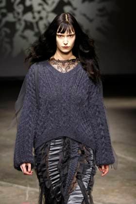 Pauline Dujancourt London Ready to wear fall winter 2025:26 LONDON February 2025 Pauline Dujancourt London Ready to wear fall winter 2025:26 LONDON February 2025, Credit:Zeppelin Avalon  Copyright: xZeppelinx xAvalonx 0967858383