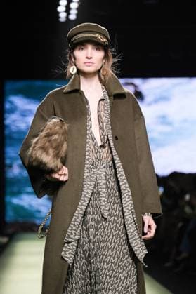 lola Casademunt Fashion Week A model walks the runway wearing a design by Lola Casademunt during Mercedes-Benz Fashion Week de Madrid in IFERMA, 22 February 2025 Spain Featuring: A model walks the runway wearing a design by Lola Casademunt during Mercedes-Benz Fashion Week de Madrid in IFERMA, 22 February 2025 Spain Where: Madrid, Spain When: 22 Feb 2025 Credit: Oscar Gonzalez WENN Madrid Spain Copyright: xOscarxGonzalez WENNx wenn40266366 OFA ZOJx wenn40266366