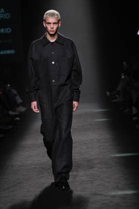 angel schlesser fashion week de madrid A model walks the runway wearing a design by ANGEL SCHLESSER during Mercedes-Benz Fashion Week de Madrid in IFERMA, 22 February 2025 Spain Featuring: A model walks the runway wearing a design by ANGEL SCHLESSER during Mercedes-Benz Fashion Week de Madrid in IFERMA, 22 February 2025 Spain Where: Madrid, Spain When: 22 Feb 2025 Credit: Oscar Gonzalez WENN Madrid Spain Copyright: xOscarxGonzalez WENNx wenn40266211 OFA ZOJx wenn40266211