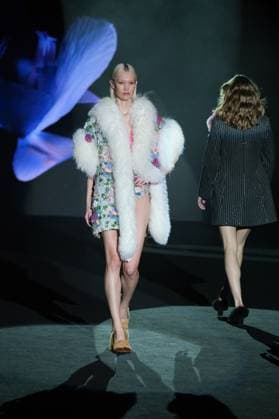 Odette Alvarez during Mercedes Benz Fashion Week de Madrid Odette Alvarez during Mercedes-Benz Fashion Week de Madrid in IFERMA, 22 February 2025 Spain Featuring: A model walks the runway wearing a design by Odette Alvarez during Mercedes-Benz Fashion Week de Madrid in IFERMA, 22 February 2025 Spain Where: Madrid, Spain When: 22 Feb 2025 Credit: Oscar Gonzalez WENN Madrid Spain Copyright: xOscarxGonzalez WENNx wenn40266073 OFA ZOJx wenn40266073