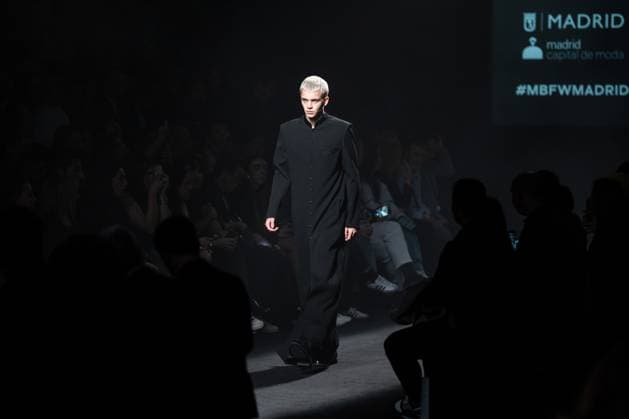 Spanish prominent designer Angel Schlesser presents his new collection at Madrid Fashion Week 2025, the most important fashion event in Spain. At IFEMA, Madrid, February 22, 2025. (20250222122)