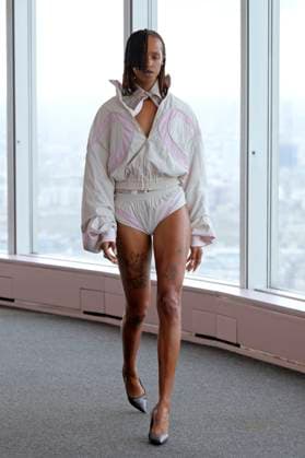 SRVC Studio London Ready to wear fall winter 2025:26 LONDON February 2025 SRVC Studio London Ready to wear fall winter 2025:26 LONDON February 2025, Credit:Zeppelin Avalon  Copyright: xZeppelinx xAvalonx 0967966634